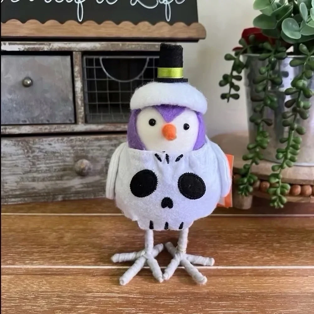 New 2022 Target Featherly Friends Spritz Bird 